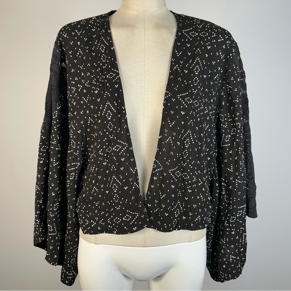 Ecote Black and White Patterned Lace Trim Open Cardigan Women's S NWT - Picture 1 of 11